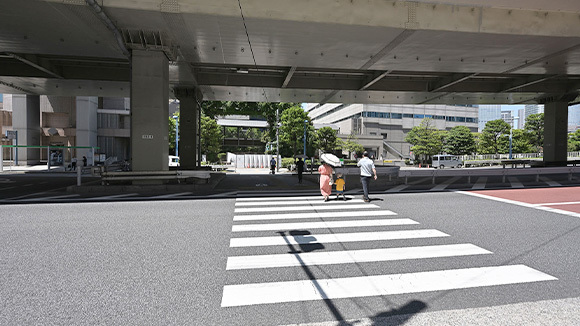 バス停からの行き方